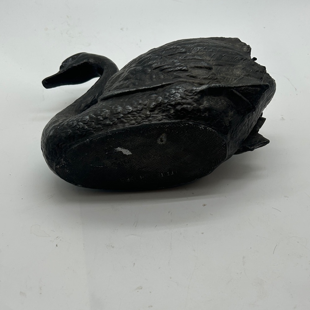 Elegant Petite Cast IronSwan Sculpture Candle Holder - Picture 4 of 5